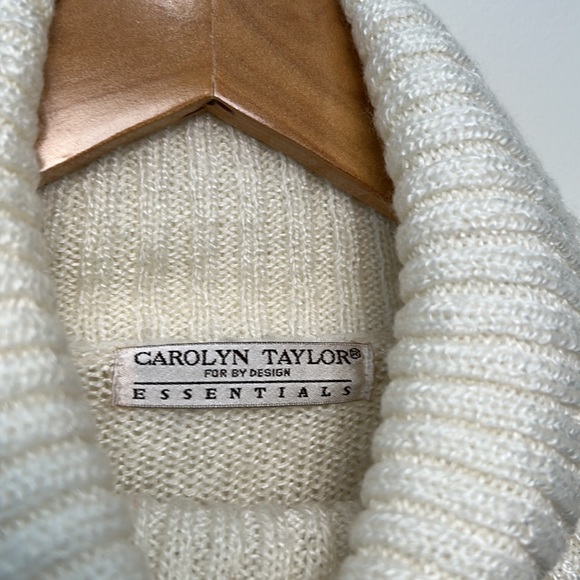 Carolyn Taylor Women’s Long Sleeves turtleneck Knit sweater size Large - Picture 2 of 8
